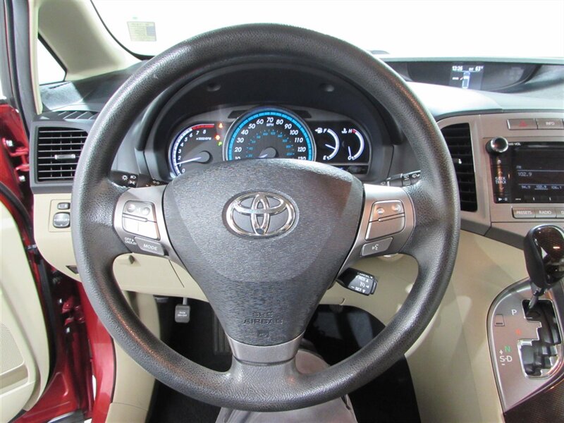 2011 Toyota Venza AWD V6 photo
