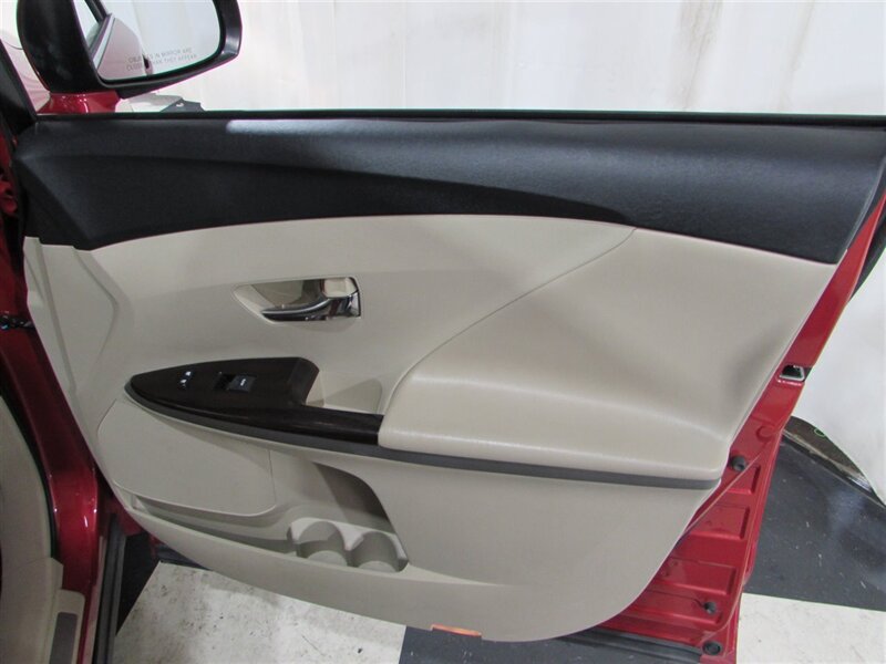 2011 Toyota Venza AWD V6 - Photo 49 - Dublin, CA 94568