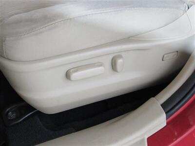 2011 Toyota Venza AWD V6 - Photo 25 - Dublin, CA 94568