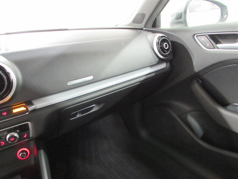 2016 Audi A3 Sportback e-tron 1.4T Premium Plus - Photo 26 - Dublin, CA 94568