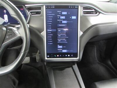 2017 Tesla Model X 100D   - Photo 22 - Dublin, CA 94568
