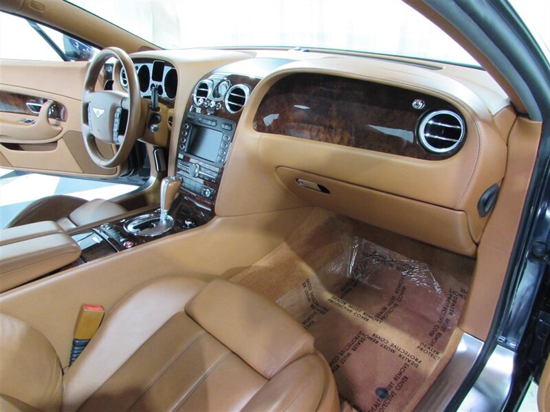 2005 Bentley Integra photo
