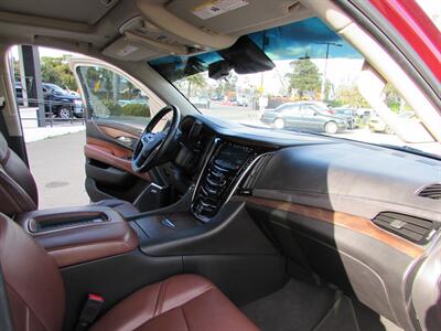 2018 Cadillac Escalade Premium Luxury   - Photo 36 - Dublin, CA 94568