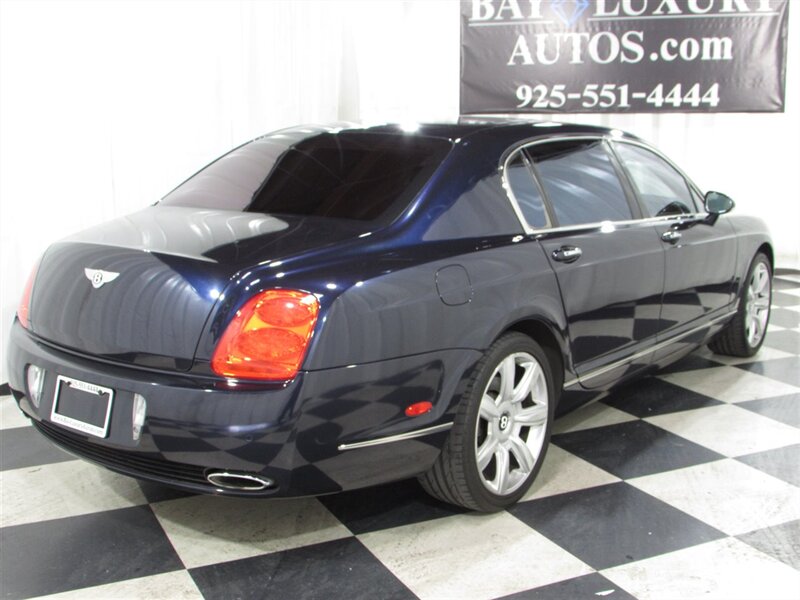 2006 Bentley MDX photo