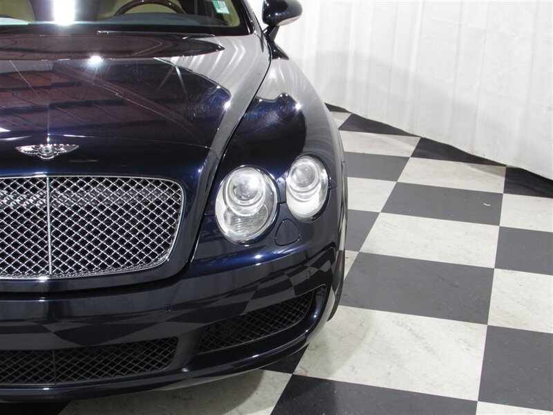 2006 Bentley MDX photo