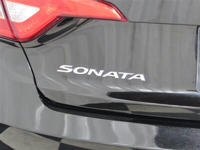2015 Hyundai SONATA SE   - Photo 12 - Dublin, CA 94568