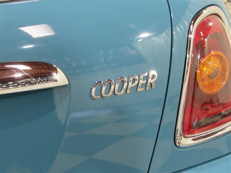 2009 MINI Cooper photo