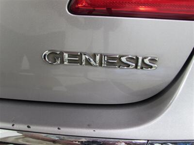 2012 Hyundai Genesis 3.8   - Photo 12 - Dublin, CA 94568