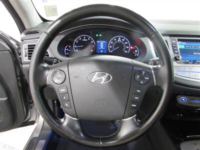 2012 Hyundai Genesis 3.8   - Photo 14 - Dublin, CA 94568
