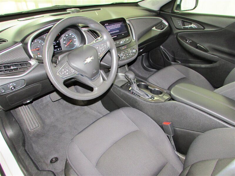 2023 Chevrolet Malibu LT - Photo 34 - Dublin, CA 94568