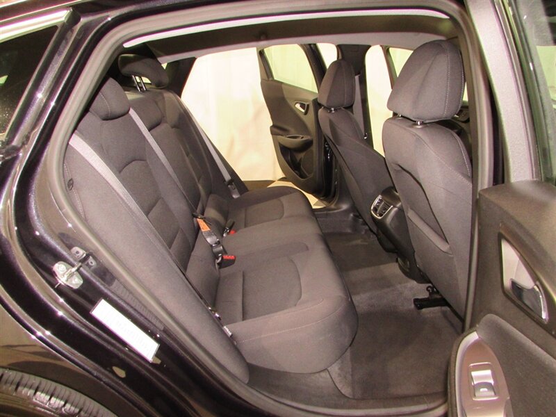 2023 Chevrolet Malibu LT - Photo 30 - Dublin, CA 94568