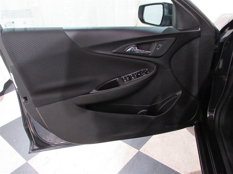 2023 Chevrolet Malibu LT - Photo 6 - Dublin, CA 94568