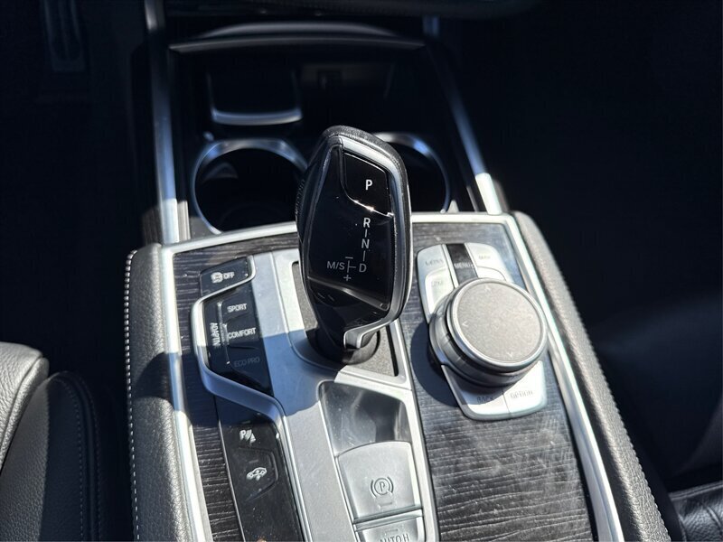 2019 BMW 7 Series 740i - Photo 30 - Dublin, CA 94568