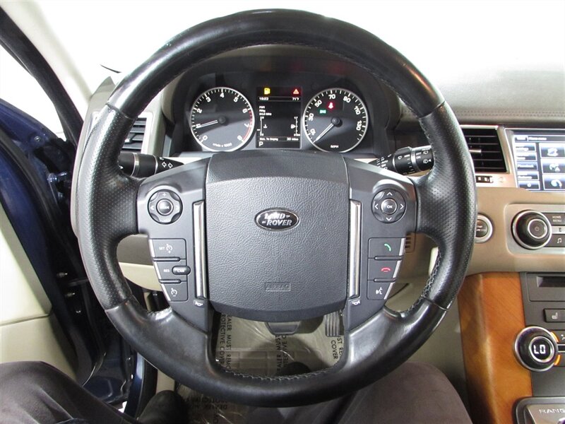 2013 Land Rover Range Rover Sport HSE photo