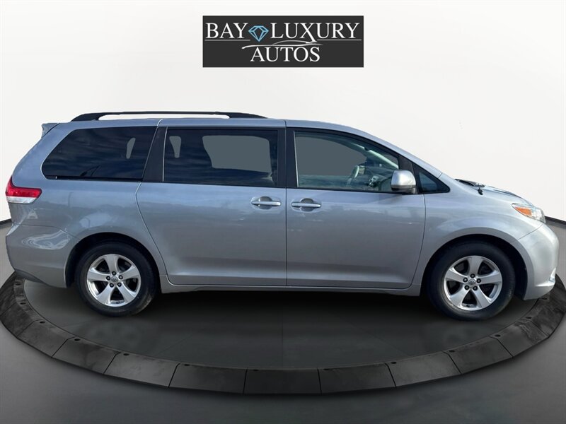 2012 Toyota Sienna LE 7-Passenger Auto - Photo 5 - Dublin, CA 94568