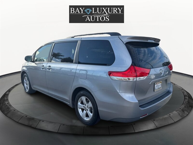 2012 Toyota Sienna LE 7-Passenger Auto - Photo 8 - Dublin, CA 94568