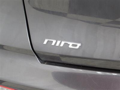 2018 Kia Niro Plug-In Hybrid LX   - Photo 12 - Dublin, CA 94568