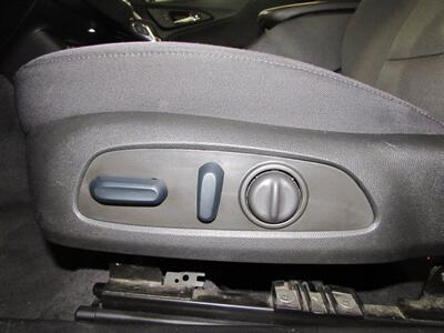 2023 Chevrolet Malibu LT - Photo 19 - Dublin, CA 94568