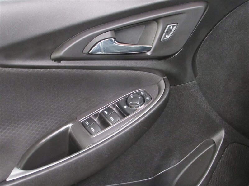 2023 Chevrolet Malibu LT - Photo 14 - Dublin, CA 94568