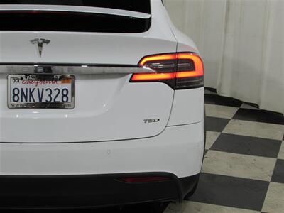 2016 Tesla Model X 75D   - Photo 11 - Dublin, CA 94568