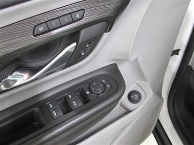 2023 GMC Terrain SLT   - Photo 13 - Dublin, CA 94568