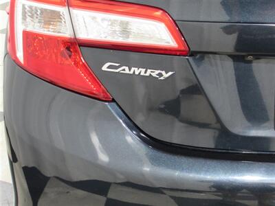 2014 Toyota Camry SE   - Photo 12 - Dublin, CA 94568