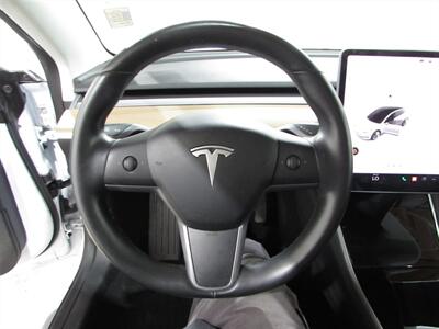 2019 Tesla Model 3 Standard Range Plus   - Photo 15 - Dublin, CA 94568