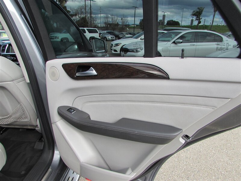 2013 Mercedes-Benz ML 350 4MATIC - Photo 39 - Dublin, CA 94568