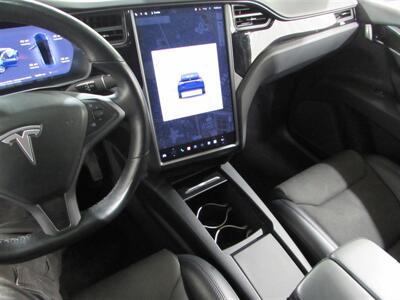 2018 Tesla Model X 75D   - Photo 27 - Dublin, CA 94568