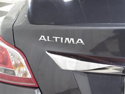 2013 Nissan Altima 2.5 SV   - Photo 12 - Dublin, CA 94568