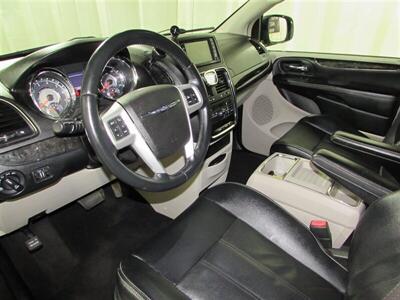 2014 Chrysler Town & Country Touring   - Photo 89 - Dublin, CA 94568