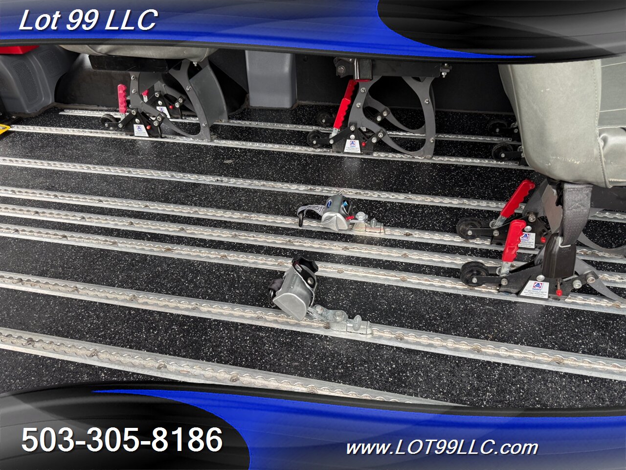 2018 Ford Transit MID Roof 91k ** WHEELCHAIR VAN** 6 Passenger Viny  Seats Braun Rear Lift Backup Camera - Photo 6 - Milwaukie, OR 97267