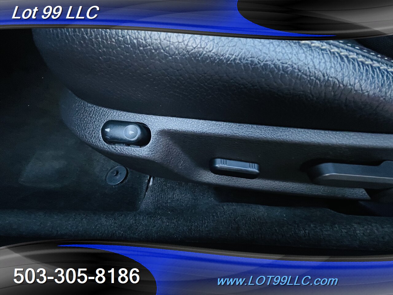2012 Ford Mustang Premium V6 6 Speed Manual Leather Camera 3.7L V6   - Photo 19 - Milwaukie, OR 97267