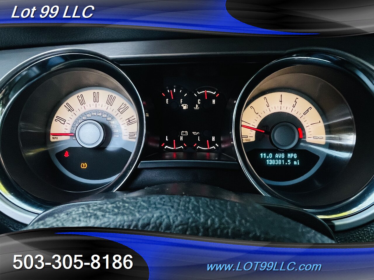 2012 Ford Mustang Premium V6 6 Speed Manual Leather Camera 3.7L V6   - Photo 11 - Milwaukie, OR 97267