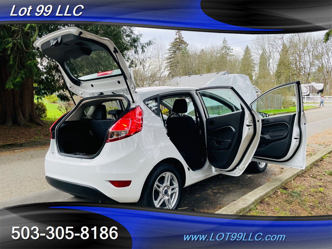 2019 Ford Fiesta SE 49k Miles Automatic ** 35MPG ** Backup Camera   - Photo 48 - Milwaukie, OR 97267
