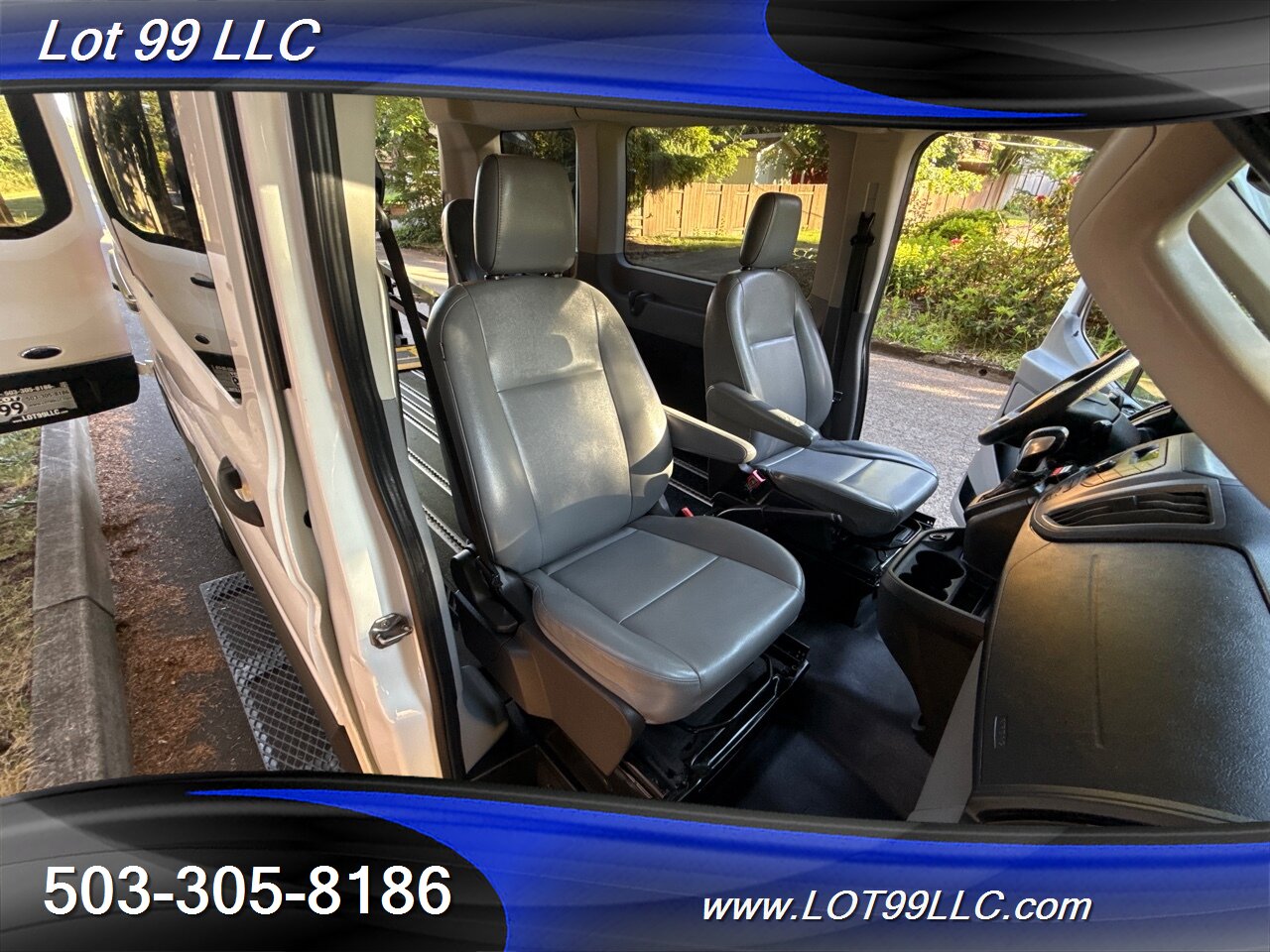 2018 Ford Transit 140k ** WHEELCHAIR VAN ** 34 " Wide Ramp BraunAbility Interlock Flooring - Photo 19 - Milwaukie, OR 97267