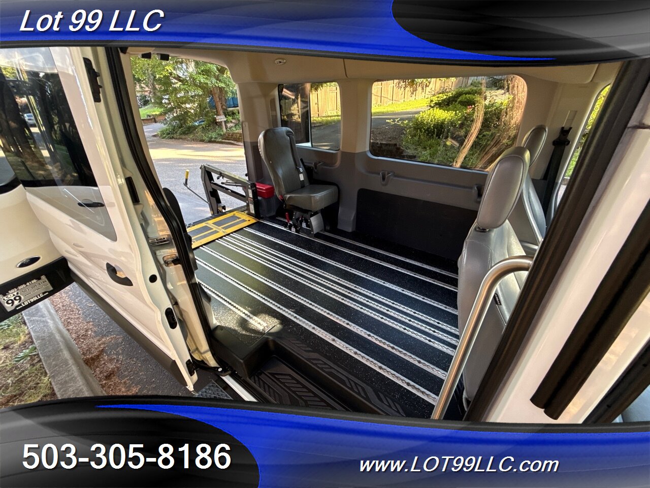 2018 Ford Transit 140k ** WHEELCHAIR VAN ** 34 " Wide Ramp BraunAbility Interlock Flooring - Photo 22 - Milwaukie, OR 97267