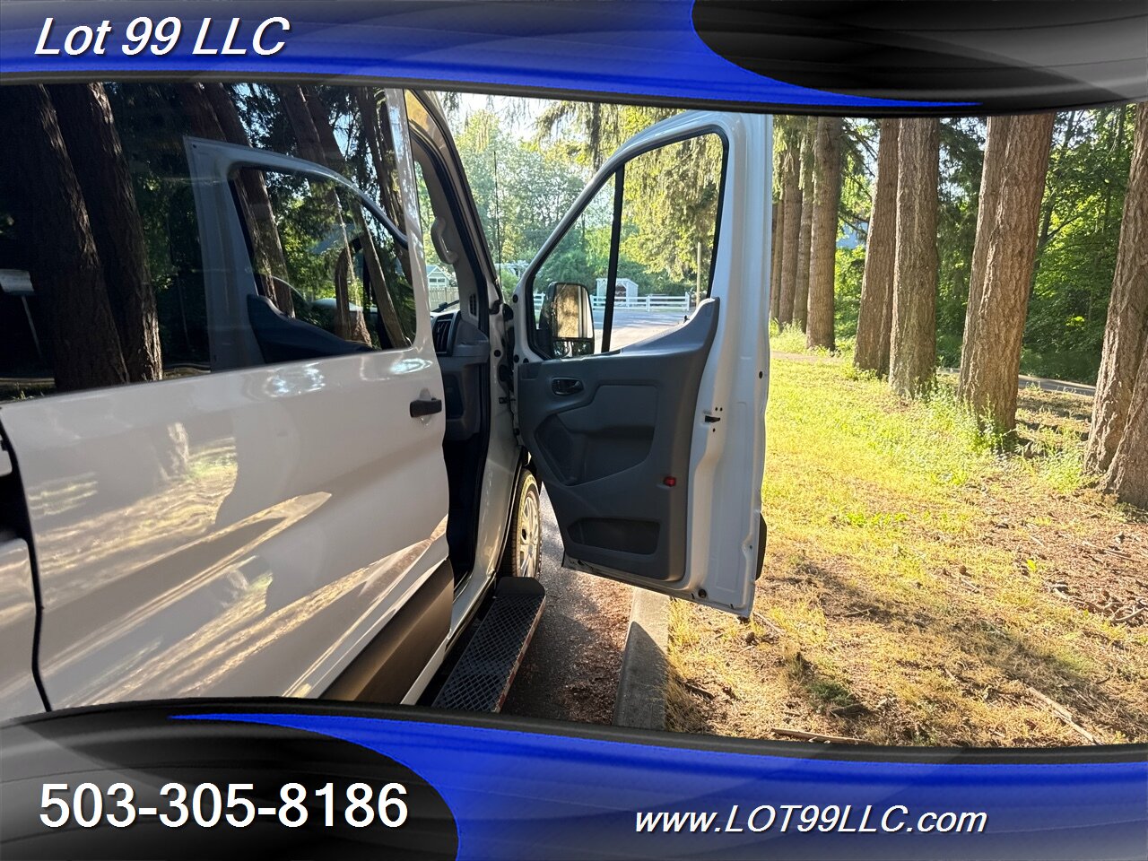 2018 Ford Transit 140k ** WHEELCHAIR VAN ** 34 " Wide Ramp BraunAbility Interlock Flooring - Photo 42 - Milwaukie, OR 97267