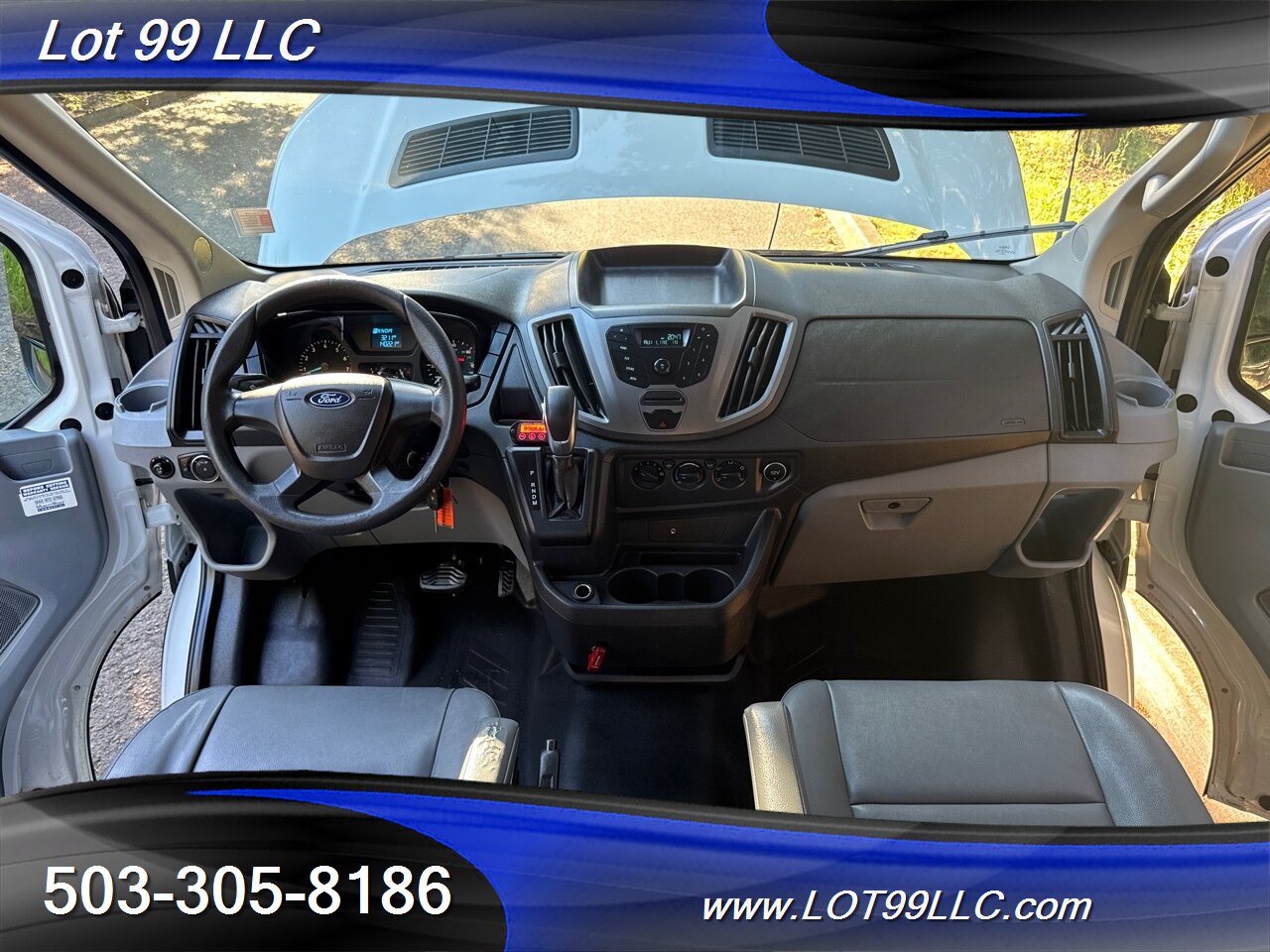 2018 Ford Transit 140k ** WHEELCHAIR VAN ** 34 " Wide Ramp BraunAbility Interlock Flooring - Photo 15 - Milwaukie, OR 97267