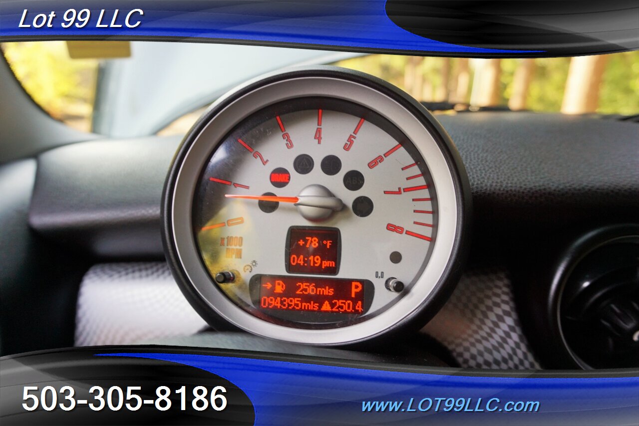 2009 MINI Clubman Cooper Wagon 1.6L Auto Leather Premium Wheels   - Photo 19 - Milwaukie, OR 97267