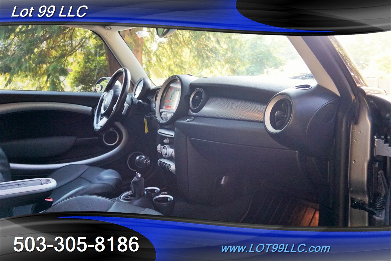 2009 MINI Clubman Cooper Wagon 1.6L Auto Leather Premium Wheels   - Photo 15 - Milwaukie, OR 97267