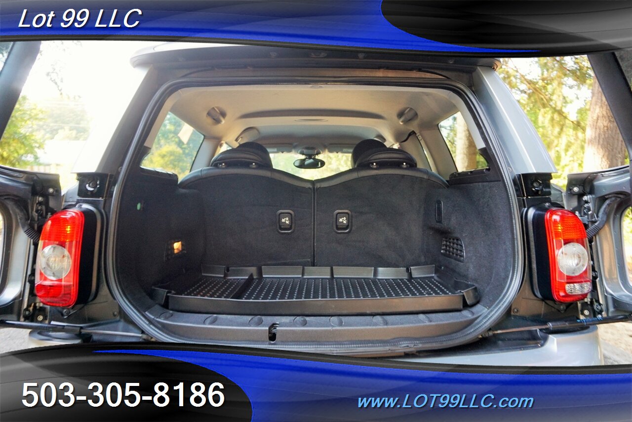 2009 MINI Clubman Cooper Wagon 1.6L Auto Leather Premium Wheels   - Photo 14 - Milwaukie, OR 97267