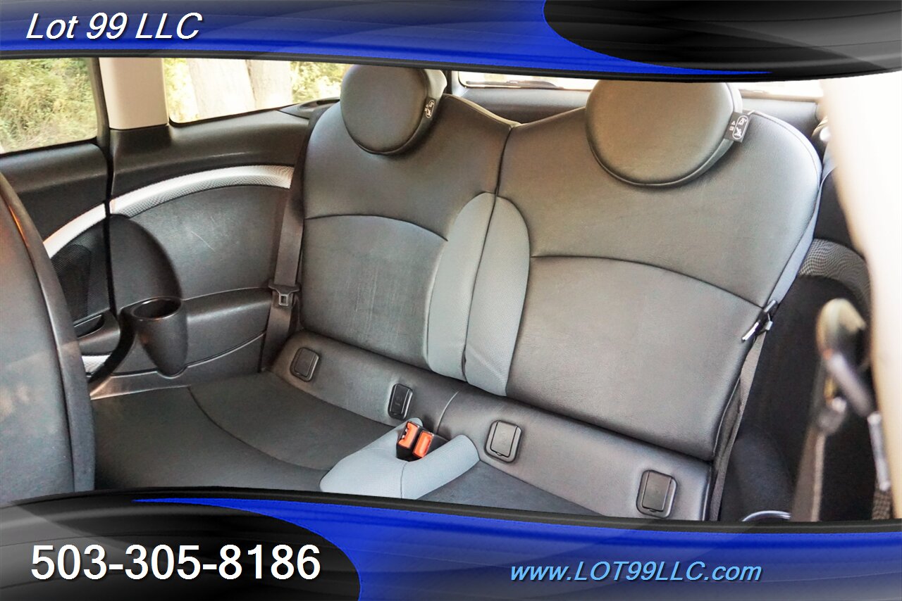 2009 MINI Clubman Cooper Wagon 1.6L Auto Leather Premium Wheels   - Photo 13 - Milwaukie, OR 97267