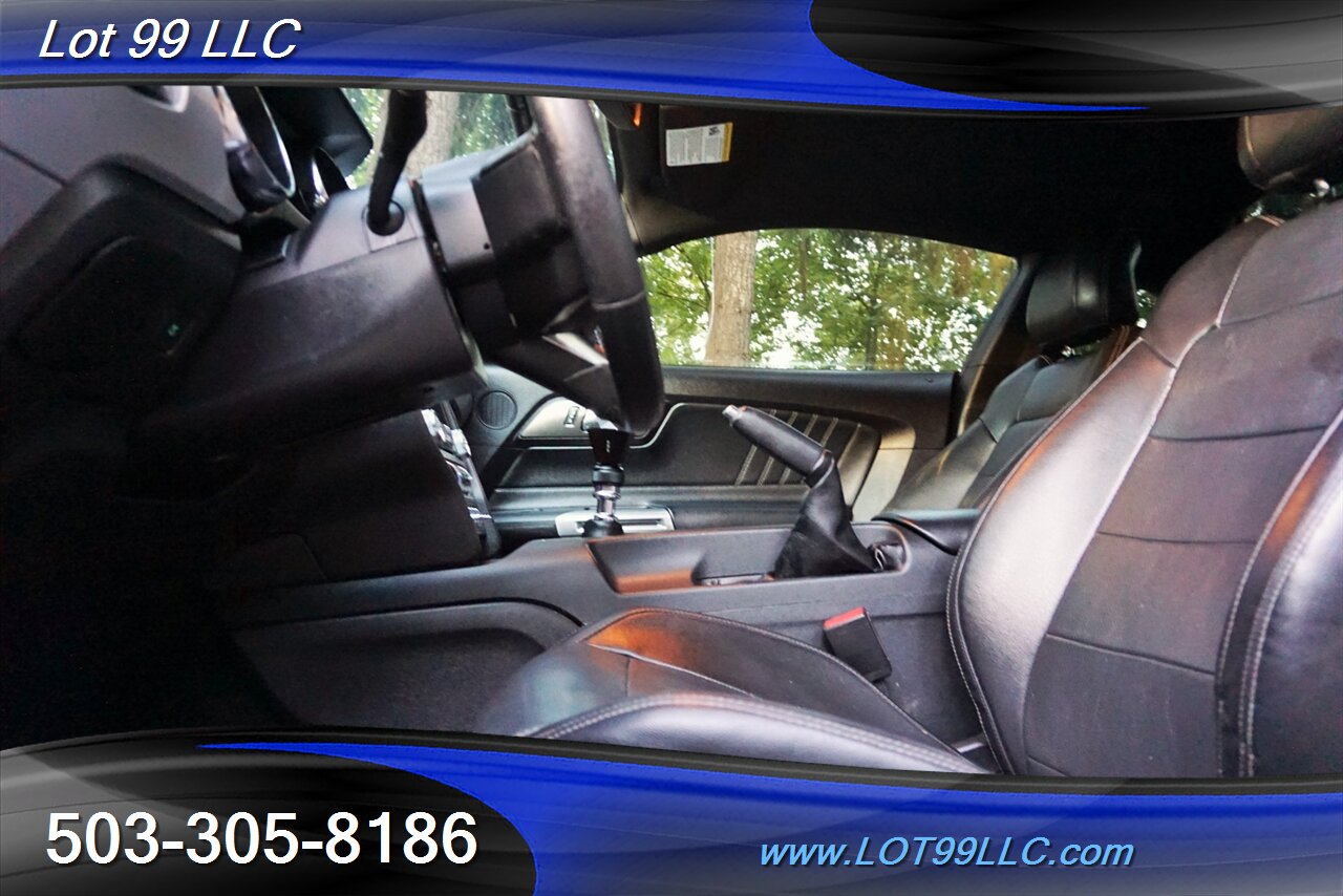 2017 Ford Mustang GT Premium V8 5.0L 6 Speed Manual Leather GPS 20S - Photo 2 - Milwaukie, OR 97267