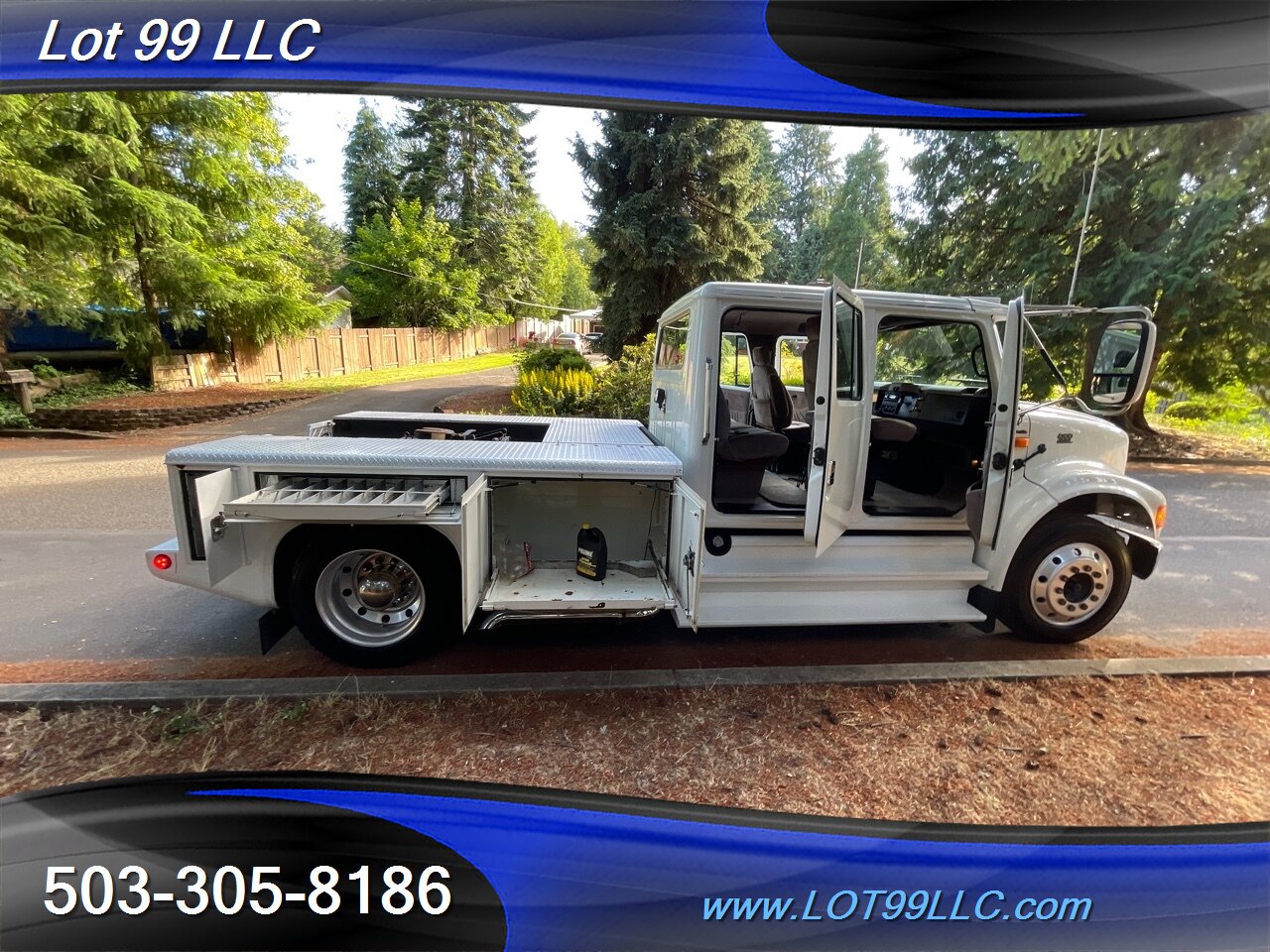 2001 International Harvester 4700 LO-Profile 530 POWER Low Profile Diesel RV 5th Wheel Hauler   - Photo 20 - Milwaukie, OR 97267