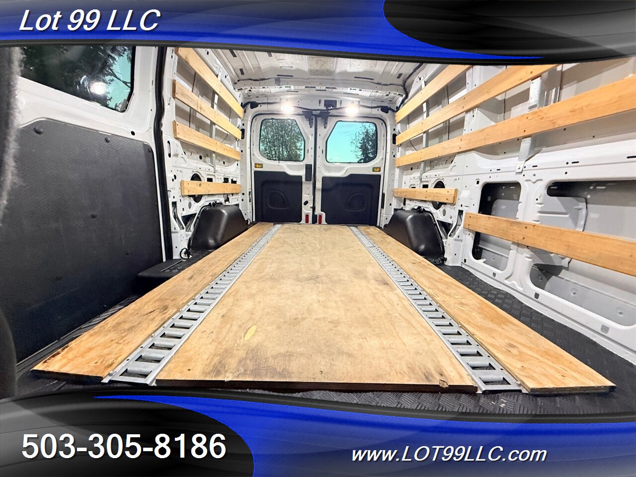 2019 Ford Transit 250 Cargo Van Delivery Package Tie Downs - Photo 19 - Milwaukie, OR 97267