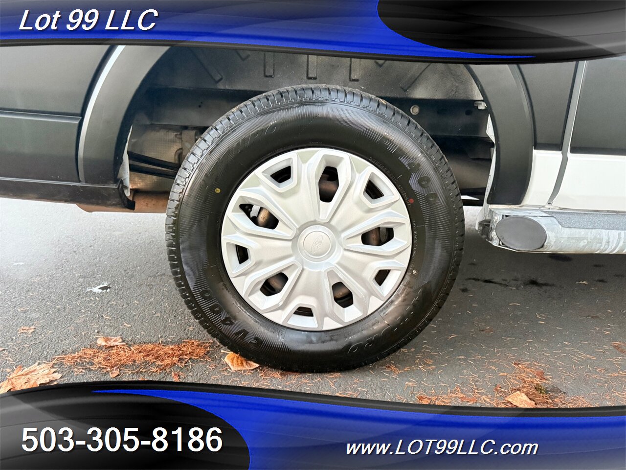 2019 Ford Transit 250 Cargo Van Delivery Package Tie Downs - Photo 30 - Milwaukie, OR 97267