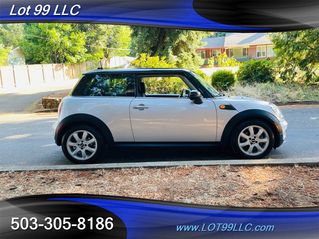 2010 MINI Cooper 82k 37MPG 6 Speed Manual Dual Roof   - Photo 11 - Milwaukie, OR 97267