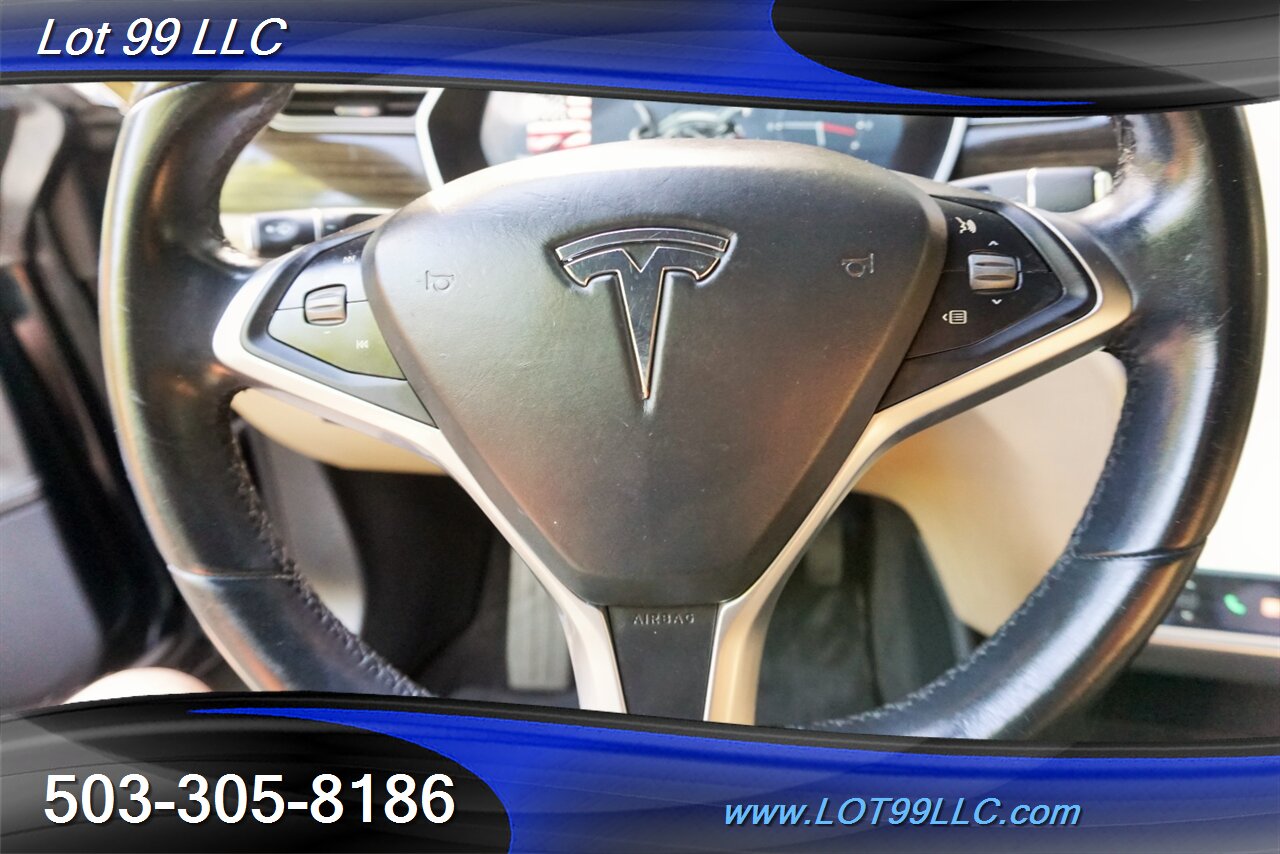 2015 Tesla Model S 70 Sedan Only 55k Heated Leather AUTOPILOT 2 OWNER   - Photo 25 - Milwaukie, OR 97267