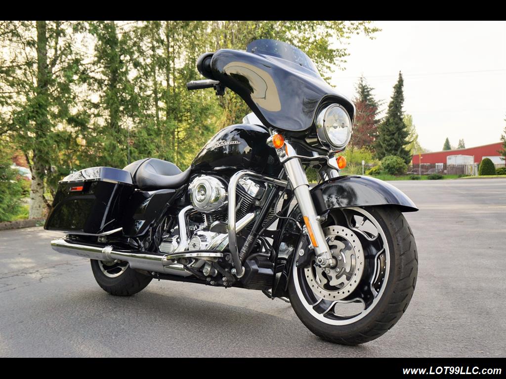 2012 Harley-Davidson Touring FLTRX air cooled Twin Cam 103 Bags   - Photo 5 - Milwaukie, OR 97267